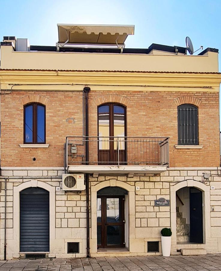 La Terrazza Dei Gemelli - Casa Vacanze Venosa Exterior photo